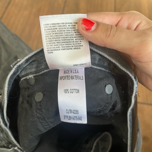 Aritzia Talula X Agolde High Rise Taper Jeans with Raw Step Hem~ Washed Black 26 - Picture 6 of 7